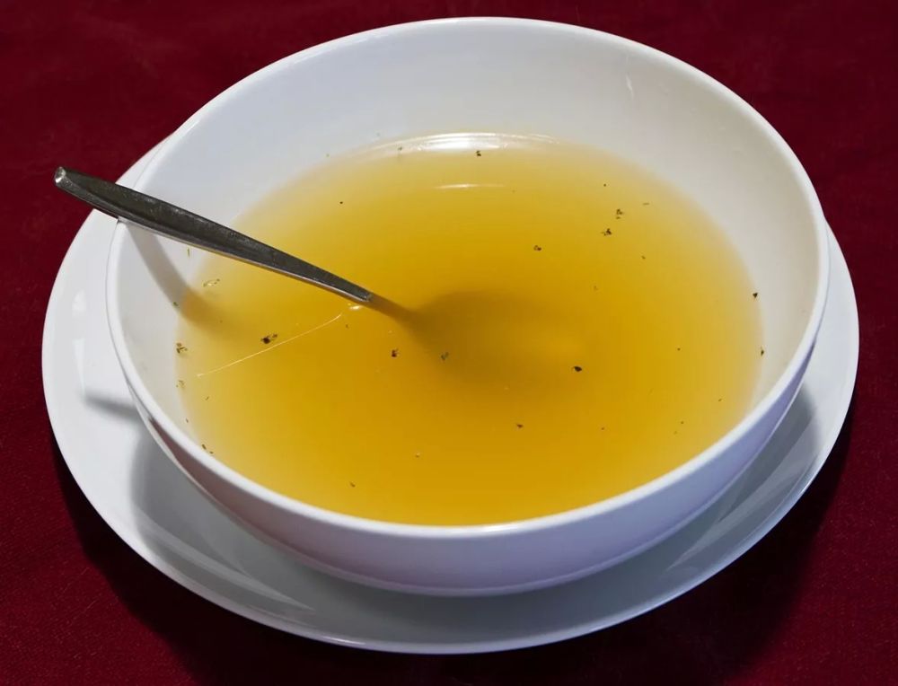 Как приготовить ароматный куриный бульон: секреты и хитрости Как приготовить ароматный куриный бульон: секреты и хитрости