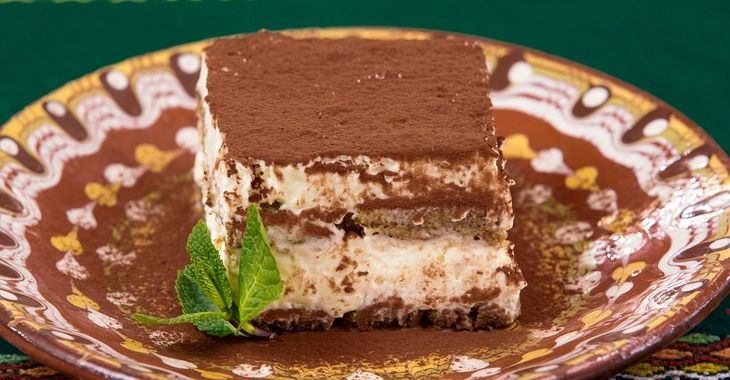 Бюджетный торт «Тирамису» без духовки: просто и вкусно Бюджетный торт «Тирамису» без духовки: просто и вкусно