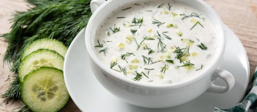 Какую основу для окрошки выбрать: кефир, квас или что-то ещё? Какую основу для окрошки выбрать: кефир, квас или что-то ещё?