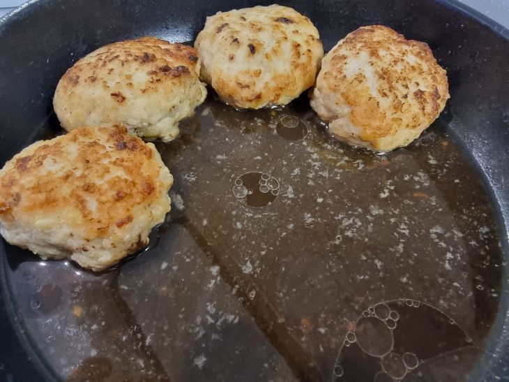 Как сделать котлеты сочными и ароматными: секрет от шеф-поваров Как сделать котлеты сочными и ароматными: секрет от шеф-поваров