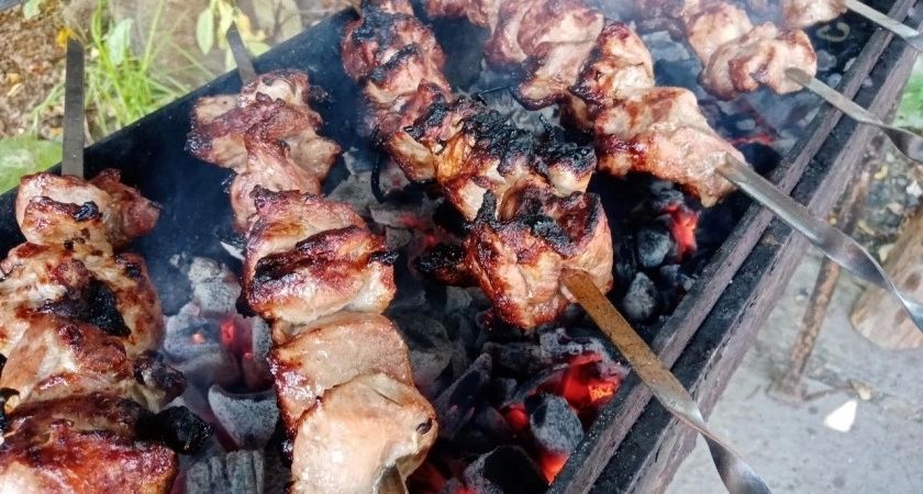 Шашлык по рецепту Сталина: как сделать мясо нежным и сочным