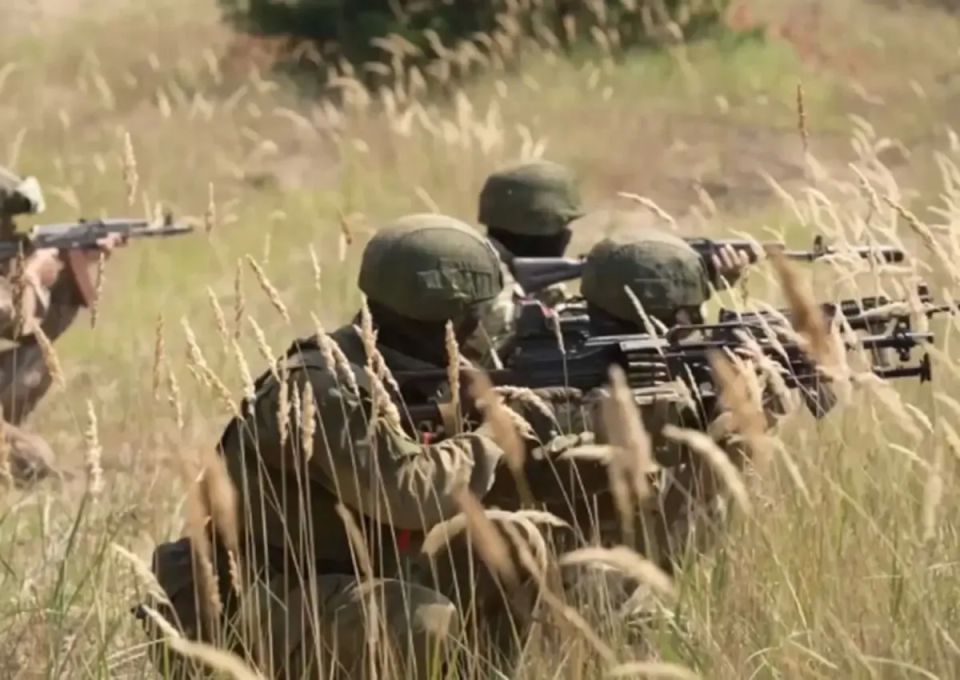 Минирование на Донбассе: как украинские бойцы оставляют ловушки даже в шоколадках