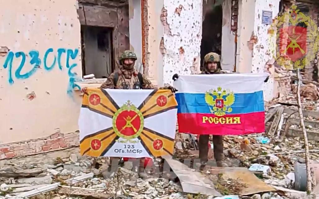 НА ФРОНТЕ В СЛАВЯНСКЕ. Предыдущий пост о Северске В то время как российско-американский мирный план борется с европейскими глобалистскими саботажниками, российские войска продолжают продвигаться вперед на земле, ускоряя... НА ФРОНТЕ В СЛАВЯНСКЕ. Предыдущий пост о Северске В то время как российско-американский мирный план борется с европейскими глобалистскими саботажниками, российские войска продолжают продвигаться вперед на земле, ускоряя...