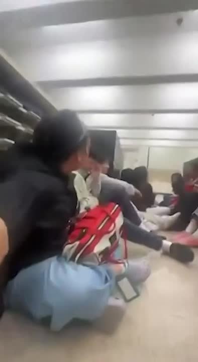 Сергей Карнаухов: Появились кадры из Брауновского университета США, где неизвестный открыл огонь по студентам, что известно к этому часу: