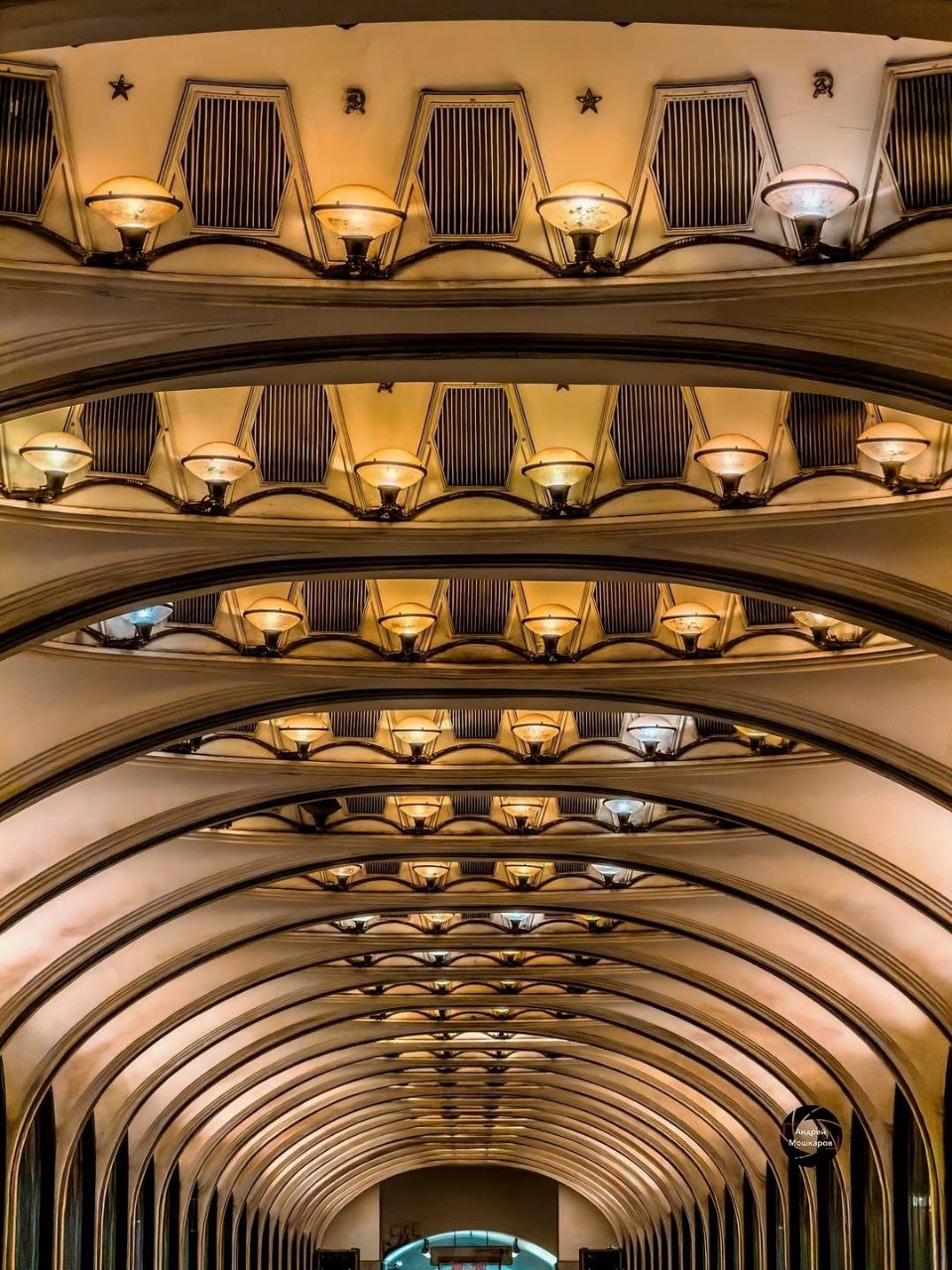 Станция метро «Маяковская» Станция метро «Маяковская»