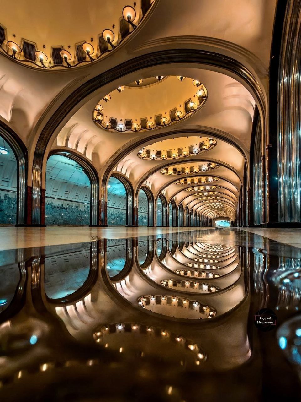 Станция метро «Маяковская»