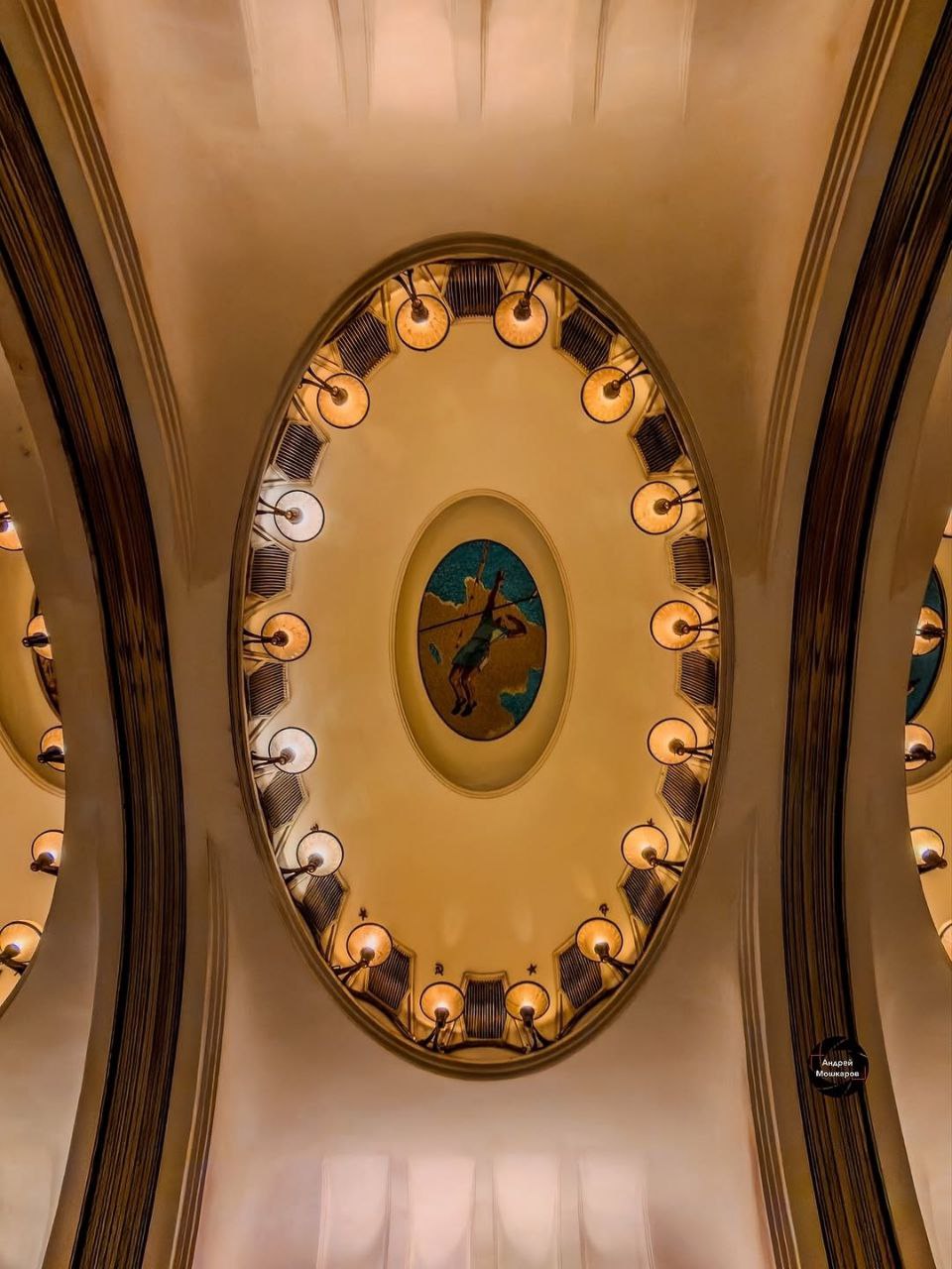 Станция метро «Маяковская» Станция метро «Маяковская»