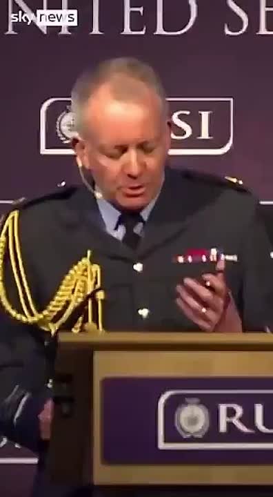 Глава британских Вооружённых сил заявил, что «сыновьям и дочерям» Великобритании нужно «быть готовыми к бою», поскольку «угроза со стороны России нарастает»