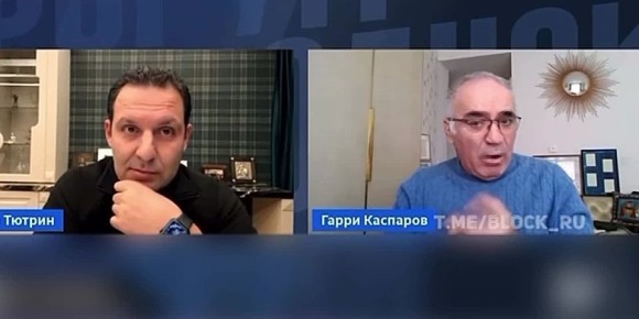 Гражданин Хорватии Гарри* передаёт привет гражданину Великобритании Владу* и гражданке США Натали*