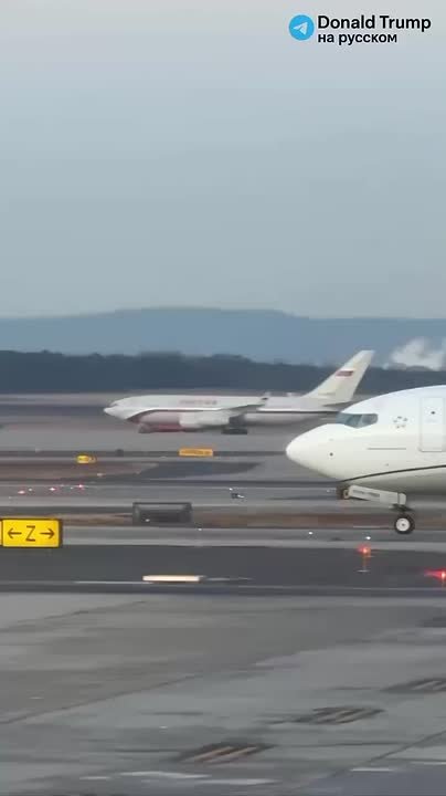 «Российский правительственный борт Ил-96 был замечен сегодня в Международном аэропорту Вашингтон Даллес (штат Вирджиния)