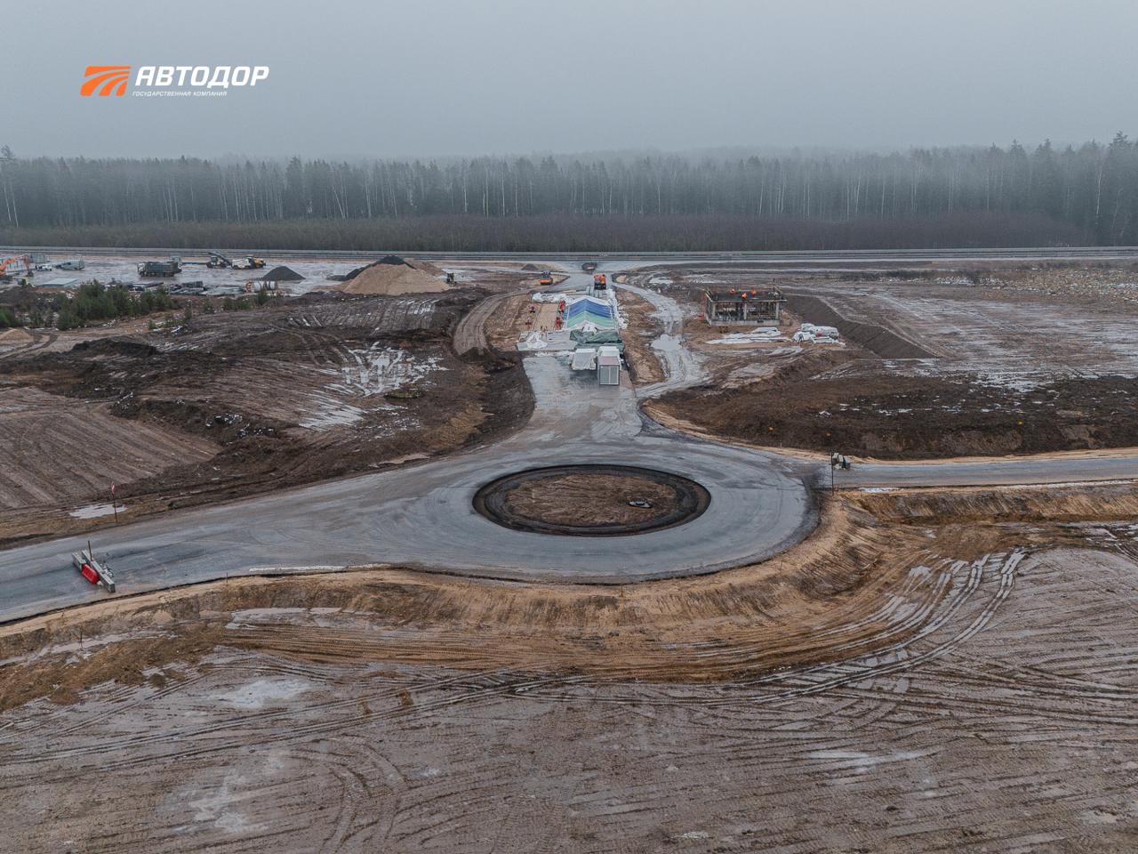 При строительстве транспортной развязки на 593 км М-11 «Нева» выполнено 70% земляных работ При строительстве транспортной развязки на 593 км М-11 «Нева» выполнено 70% земляных работ