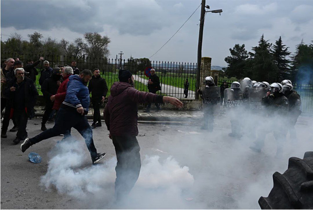 Протесты фермеров охватили всю Европу Протесты фермеров охватили всю Европу